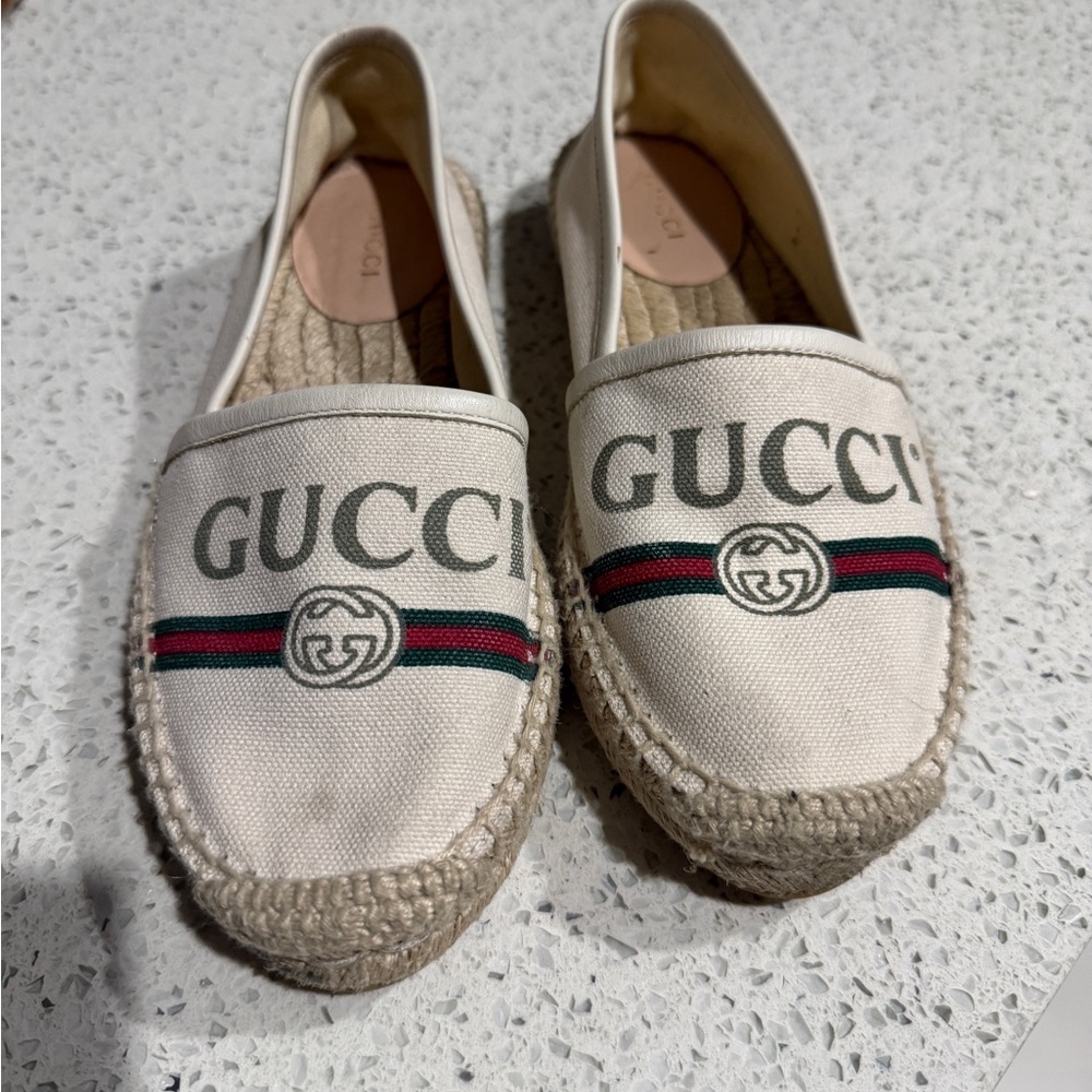 Gucci Women's Beige Espadrilles with Logo